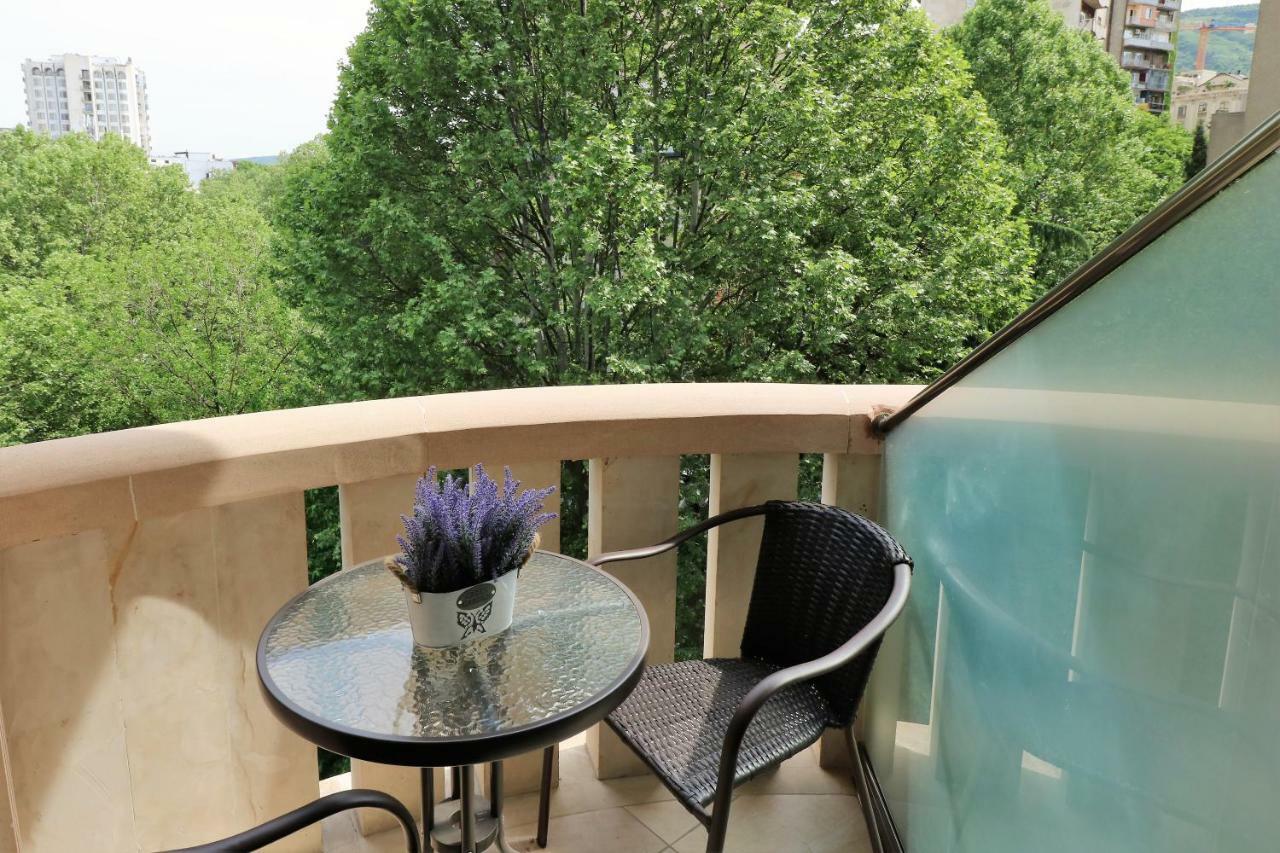 Luxury Aparthotel 5Rooms In Tbilisi Center Luaran gambar