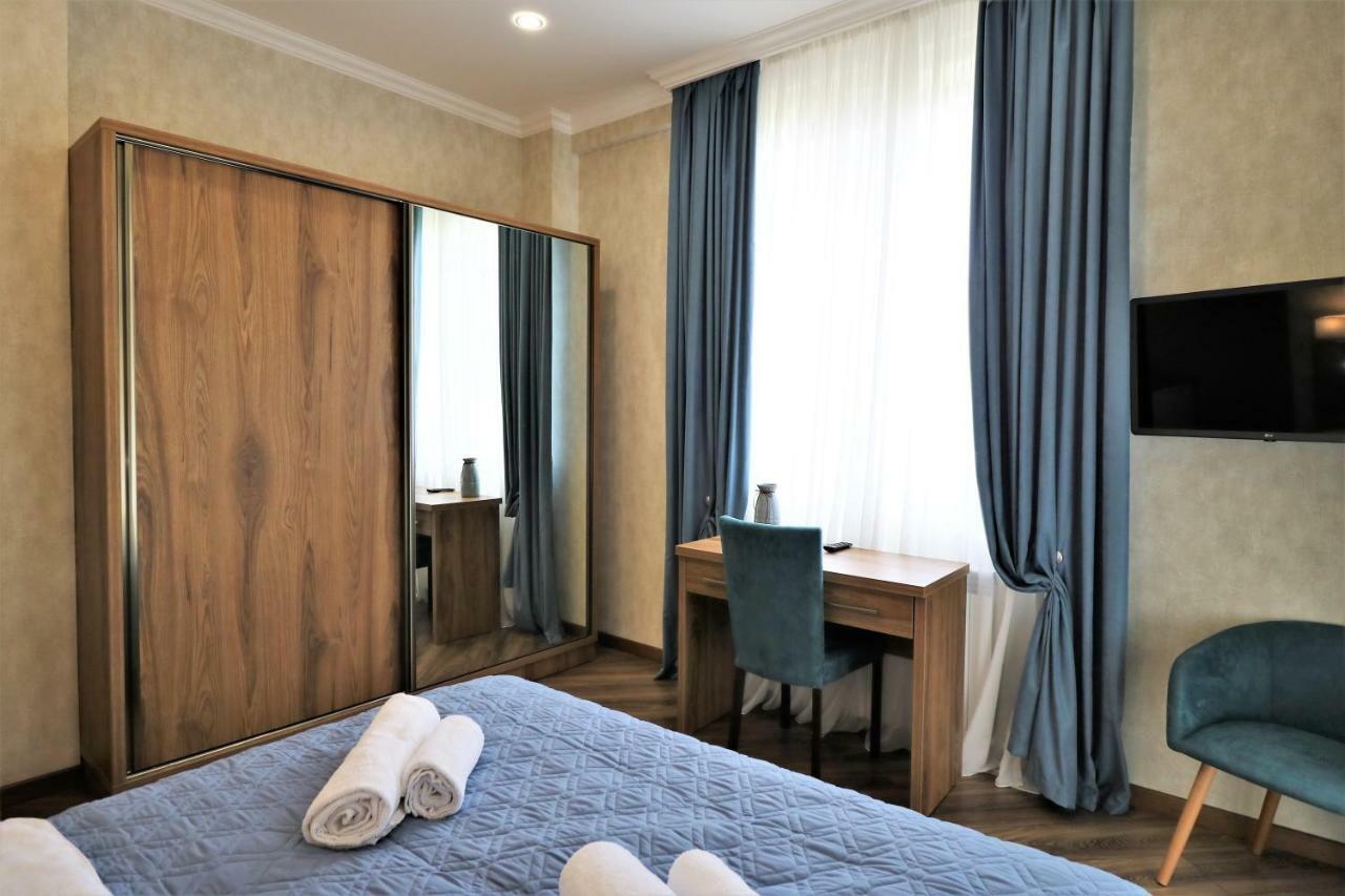 Luxury Aparthotel 5Rooms In Tbilisi Center Luaran gambar