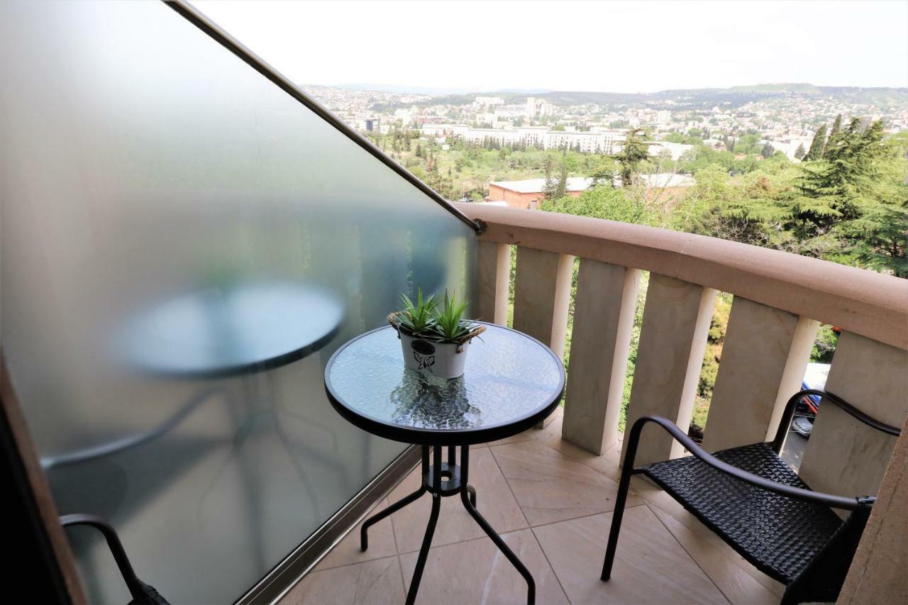 Luxury Aparthotel 5Rooms In Tbilisi Center Luaran gambar